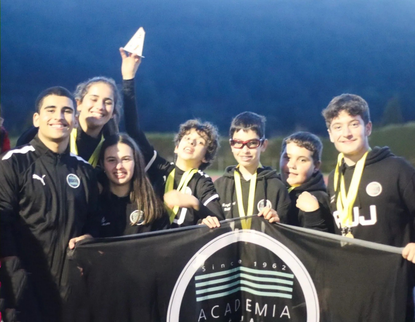 AJJ CONQUISTA 9 TITULOS DE CAMPEÃO DISTRITAL E 5 DE VICE-CAMPEÃO