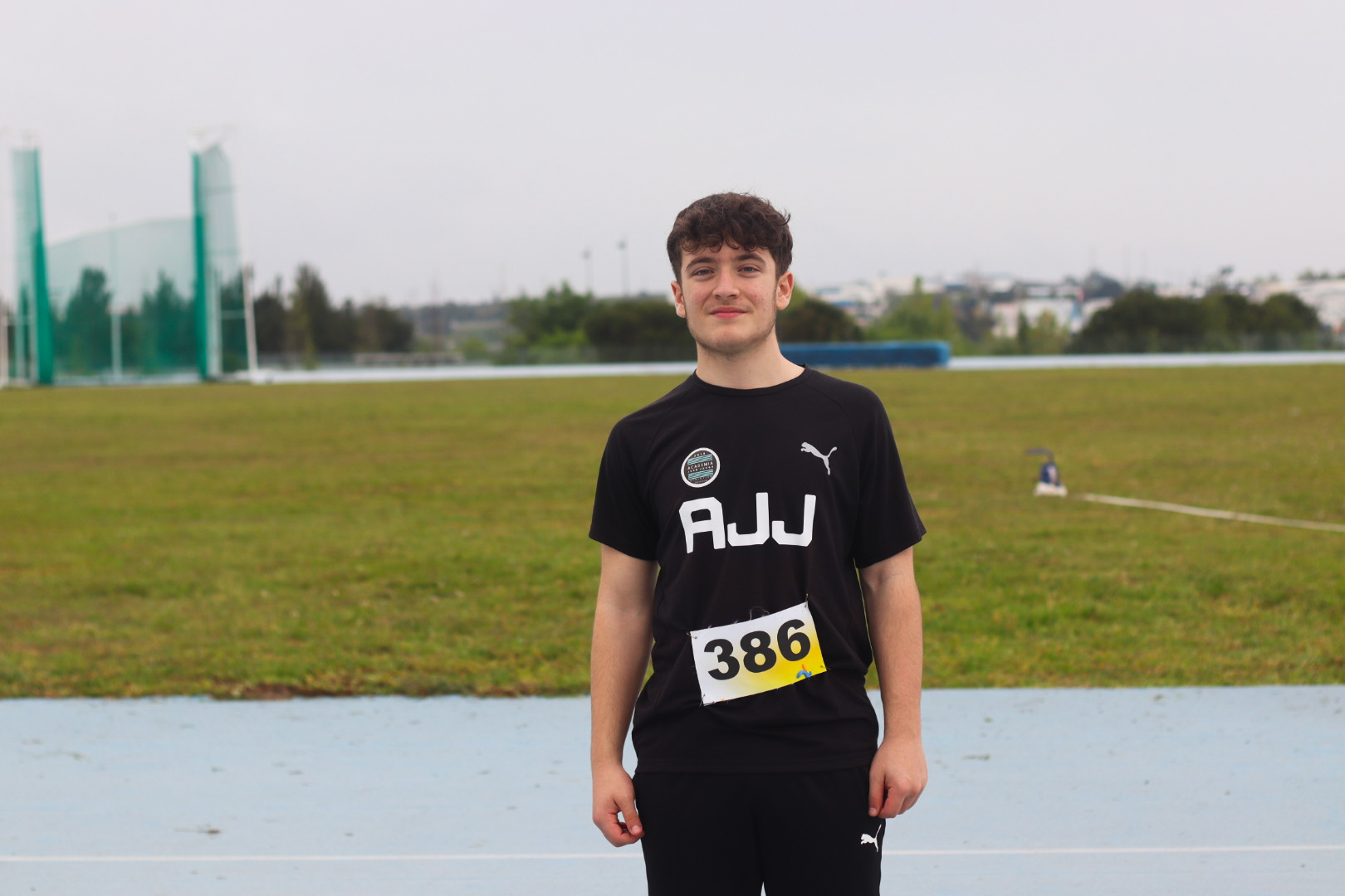 IAN AGOSTINHO VENCE À CHUVA EM CASTELO BRANCO, DARDO E PESO E É 1º NO RANKING NACIONAL DAS DUAS ESPECIALIDADES